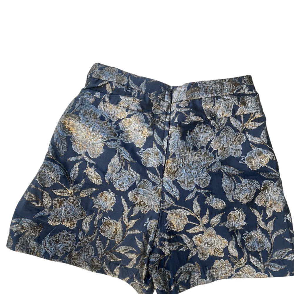 Walter Baker Taylor Metallic Floral Brocade
Shorts Size 12 High Waist - Picture 6 of 10